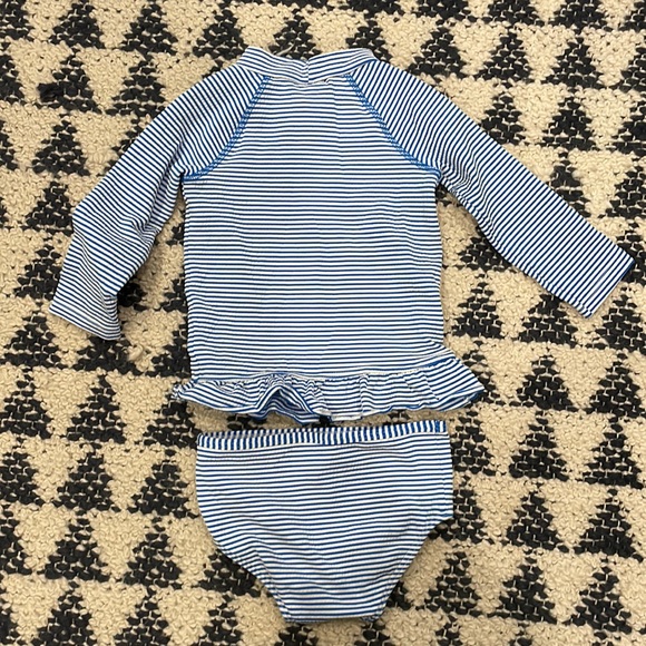 Baby Boden long sleeved rash guard swim set 6-12 months - Picture 5 of 6